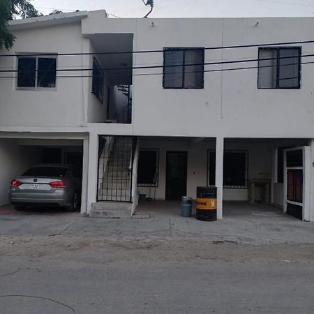 La Casa Jorge & Marvin Hotel Cancun Exterior photo