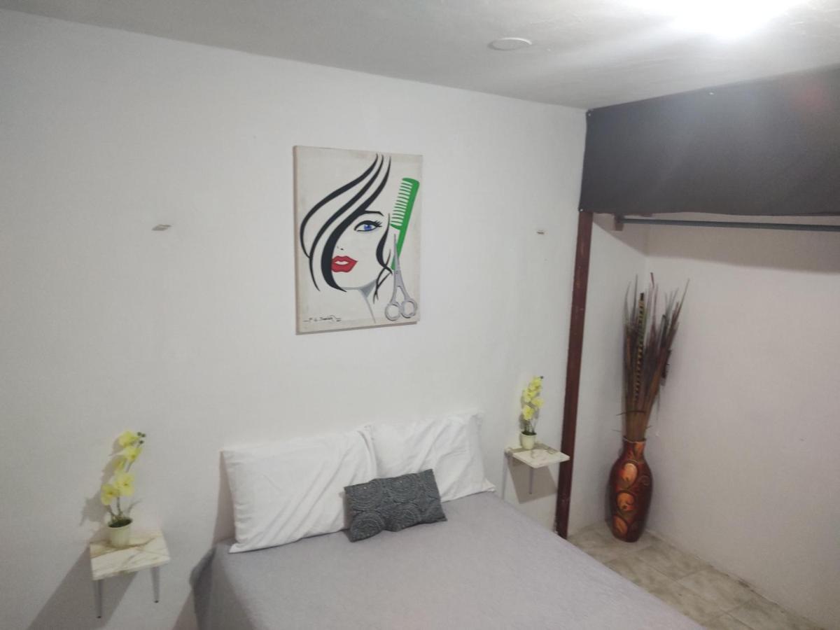 La Casa Jorge & Marvin Hotel Cancun Exterior photo